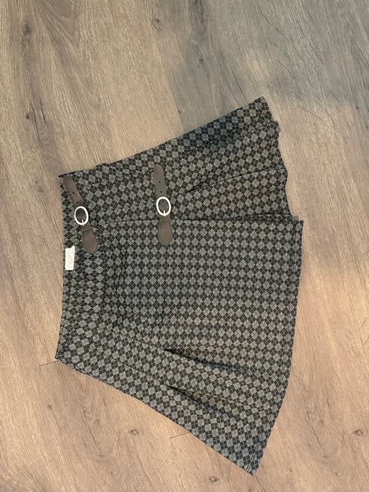 Small buckle size medium mini skirt